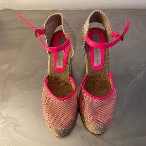 Size 9 Stella McCartney hot pink wedges